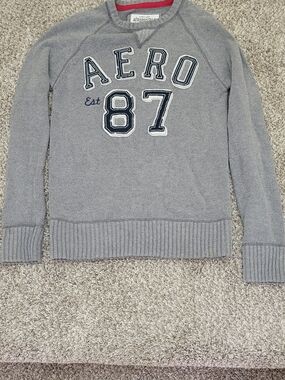 Aeropostale Men's Gray Crewneck Sweater with Navy 'AERO 87' Appliqué